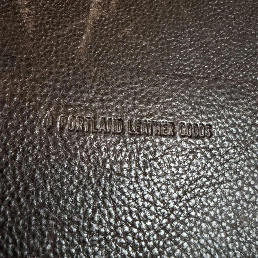 Portland Leather Goods 'Almost Perfect' leather zipper tote bag - Picture 2 of 6
